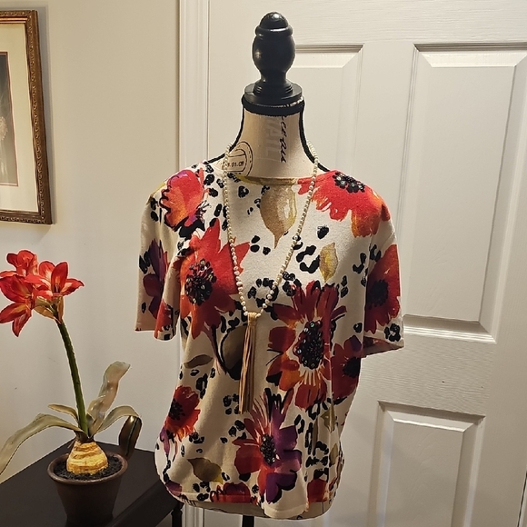 Alfred Dunner Multicolor Cotton/Ramie Floral Sweater, excellent condition. - Picture 1 of 9